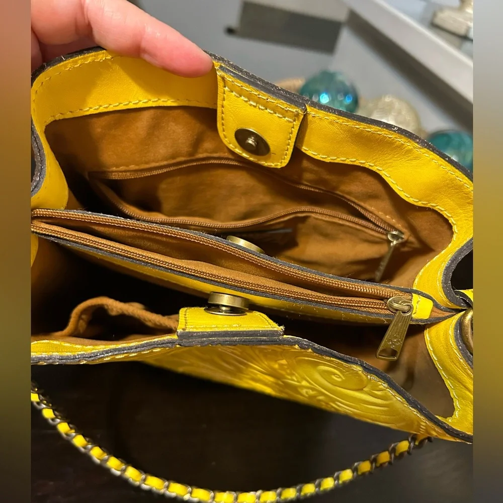 PATRICIA NASH Yellow Tooled Leather Ledra Bucket / Crossbody Bag - Picture 8 of 11